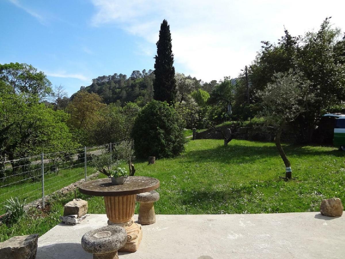 Cottage provençal Belgentier Exterior foto